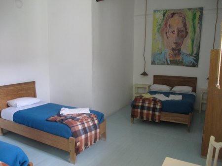 ninos-hotel-room