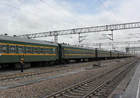 china-with-kids-chinese-local-trains