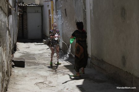 Bukhara-Uzbekistan-Backstreet