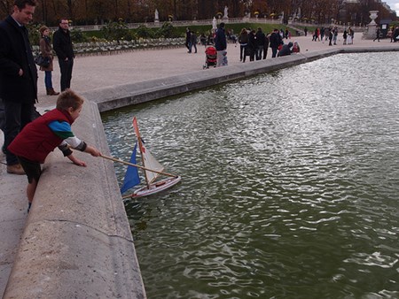 Model boat at Jardin du Luxembourg